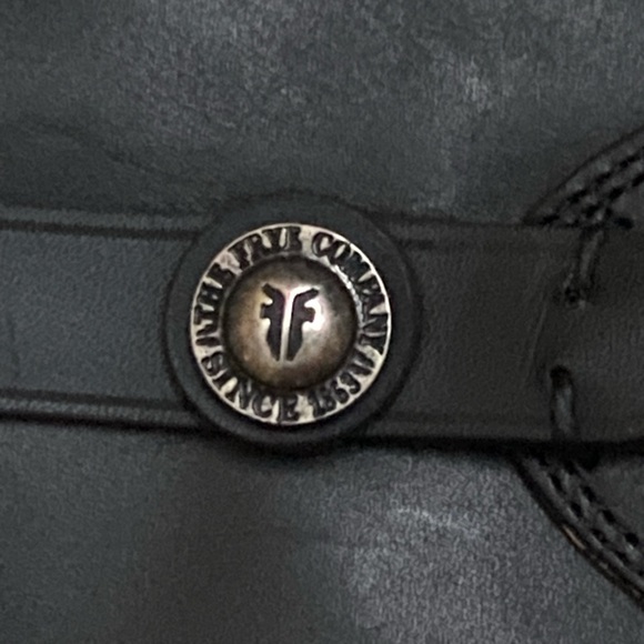 Frye Molly black leather side zip riding boot. One inch heel. - Picture 9 of 15